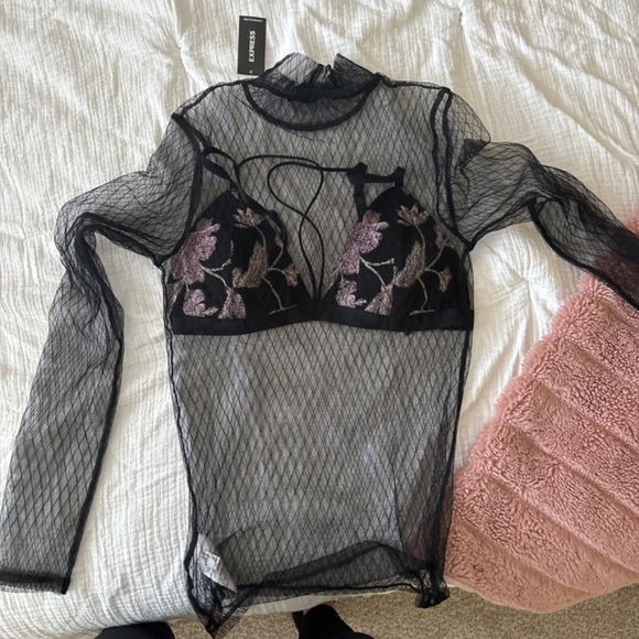 Shirt with bralette - Picture 2 of 2